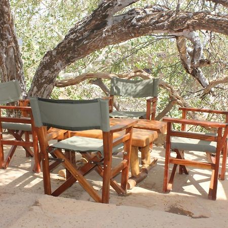 Lion'S Cave Camp, Samburu Villa Archers Post Exterior foto