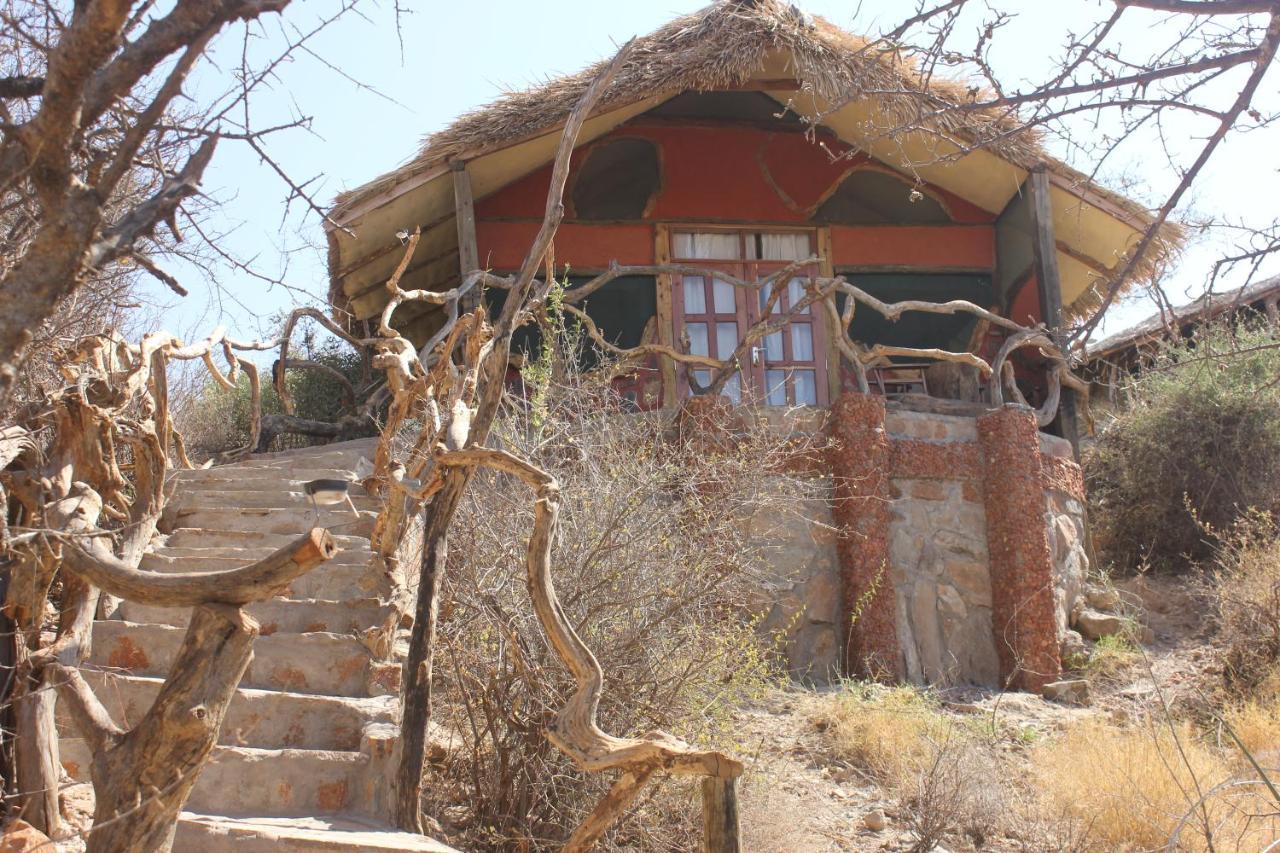 Lion'S Cave Camp, Samburu Villa Archers Post Exterior foto