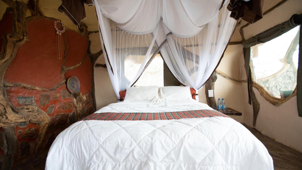 Lion'S Cave Camp, Samburu Villa Archers Post Exterior foto