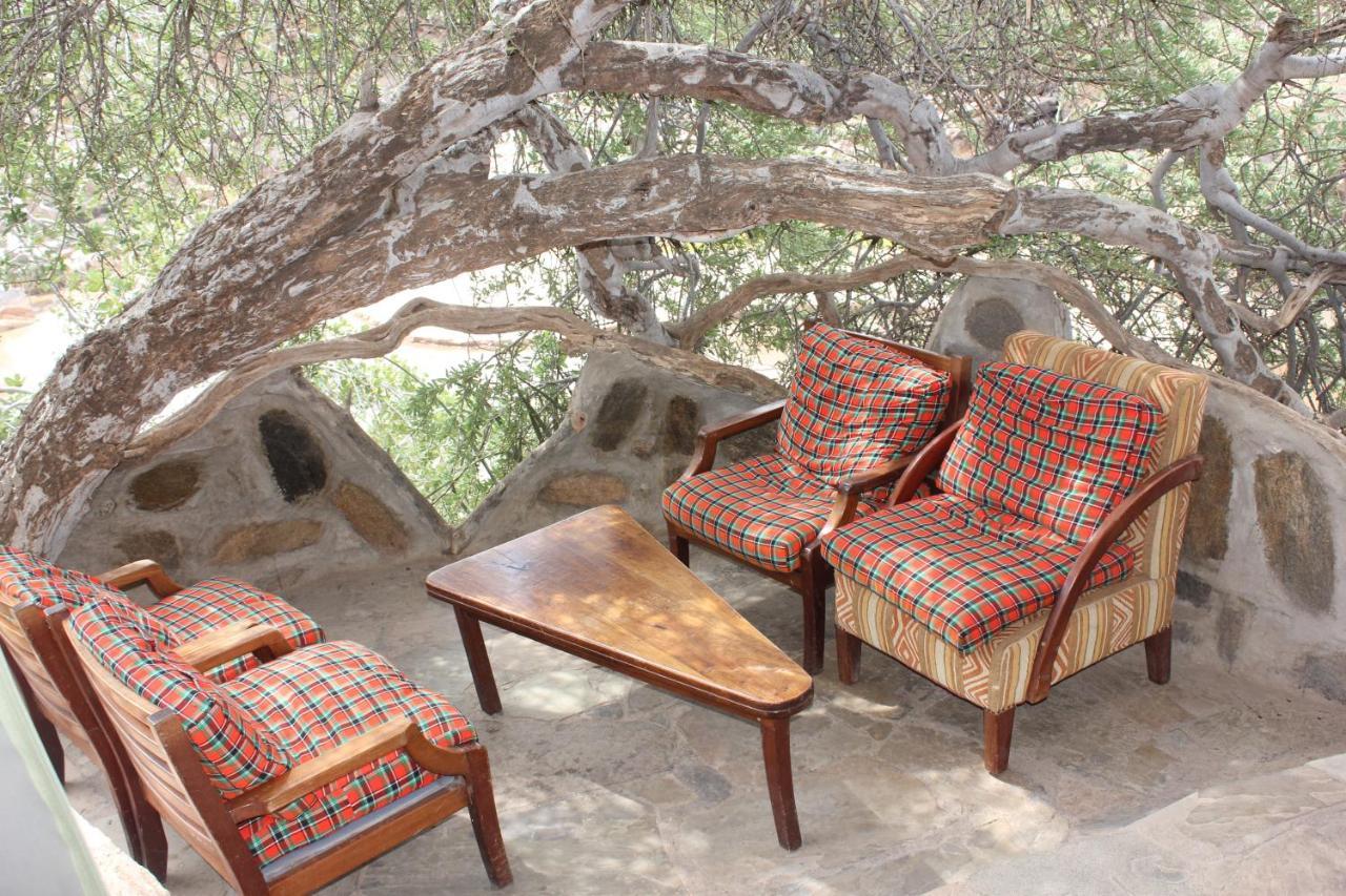 Lion'S Cave Camp, Samburu Villa Archers Post Exterior foto