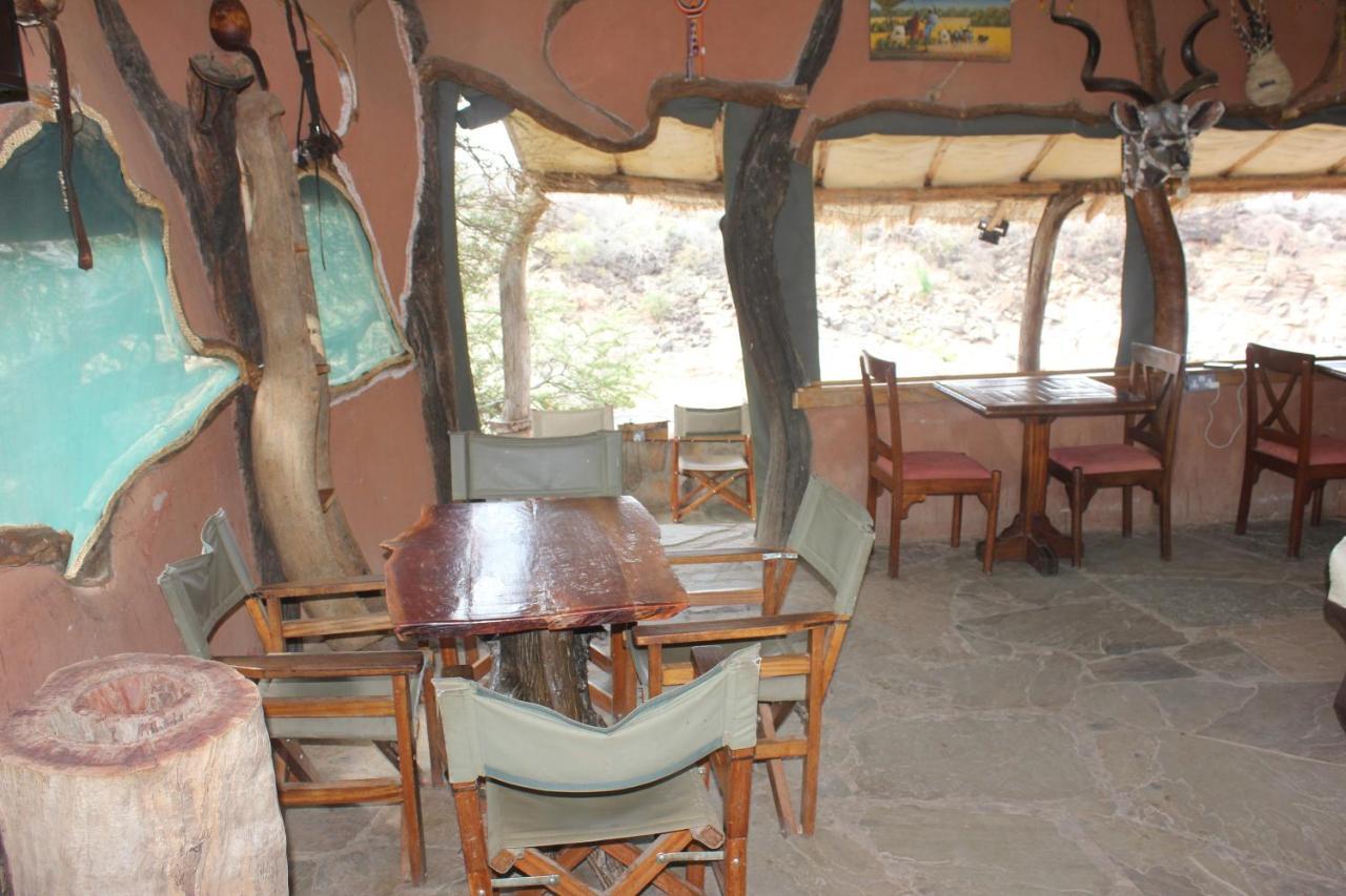 Lion'S Cave Camp, Samburu Villa Archers Post Exterior foto